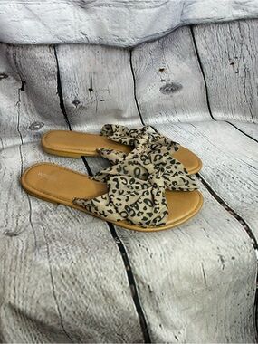 5/$20 West Loop Women’s Casual Leopard Fabric Bow Slide Sandals Sz Medium 7/8